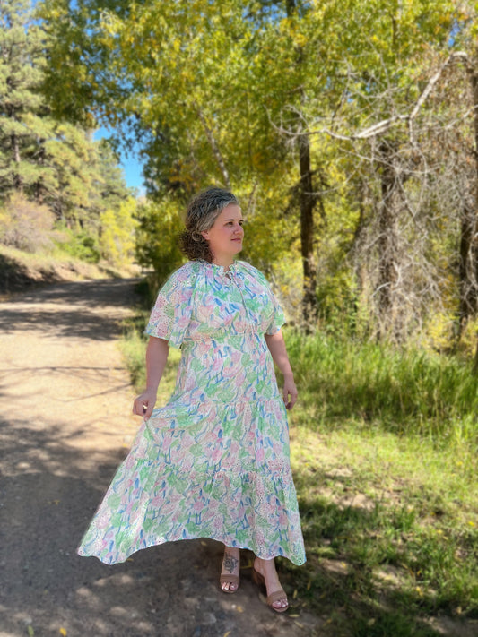 Eyelet lace tiered Dress-Plus size￼